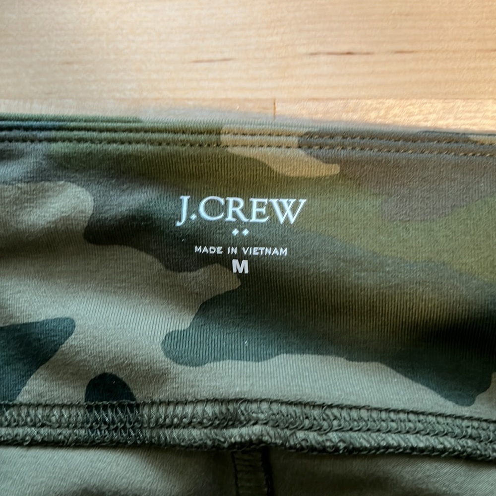 NWT J. Crew Factory Mid-Rise Camo Legging, S - Picture 8 of 11